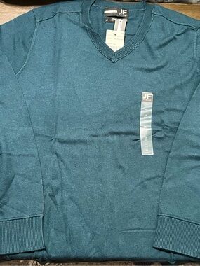 JF J.Ferrar Men's V-Neck Sweater NWT